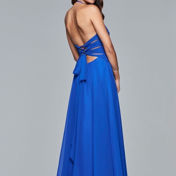 Dress - Picture 2 of 6